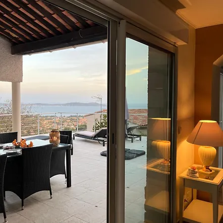 La Benoite A Villa